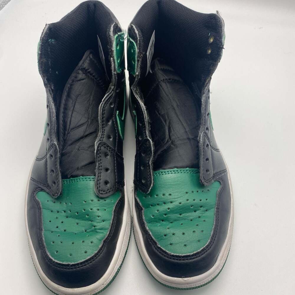 Nike Air Jordan 1 Retro High OG Pine Green 555088-302